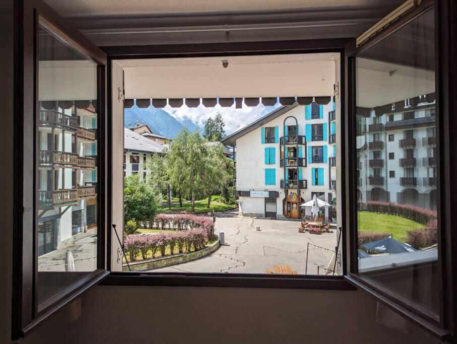 Central Spacious Flat With Private Parking Chamonix Dış mekan fotoğraf